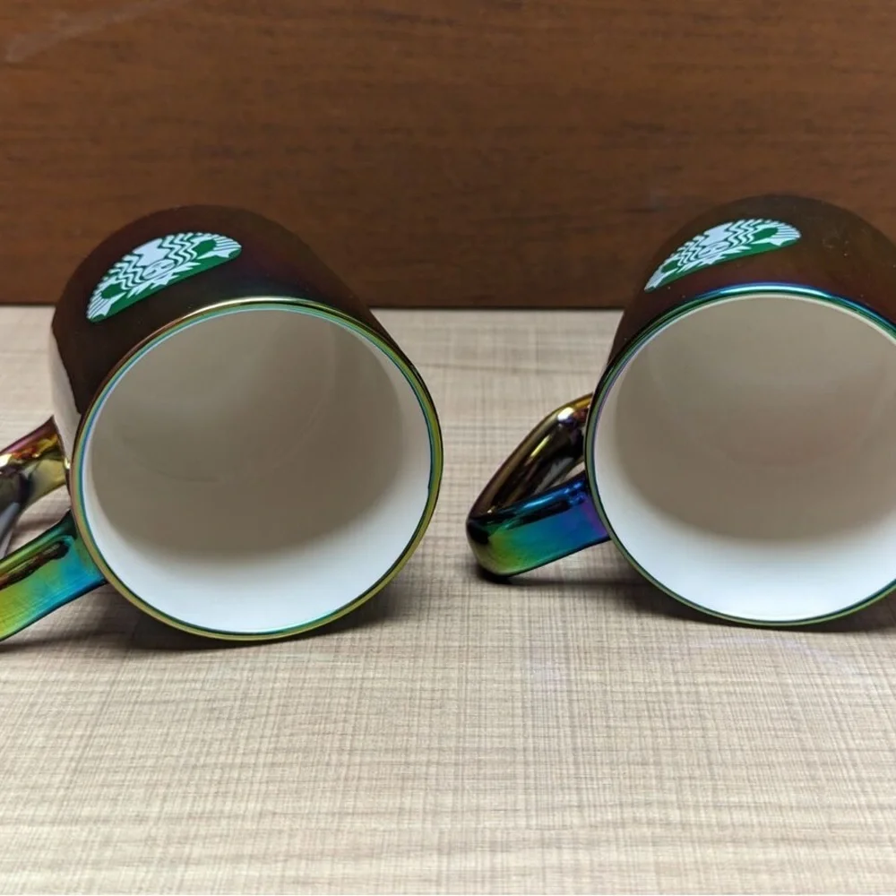 Starbucks set rainbow